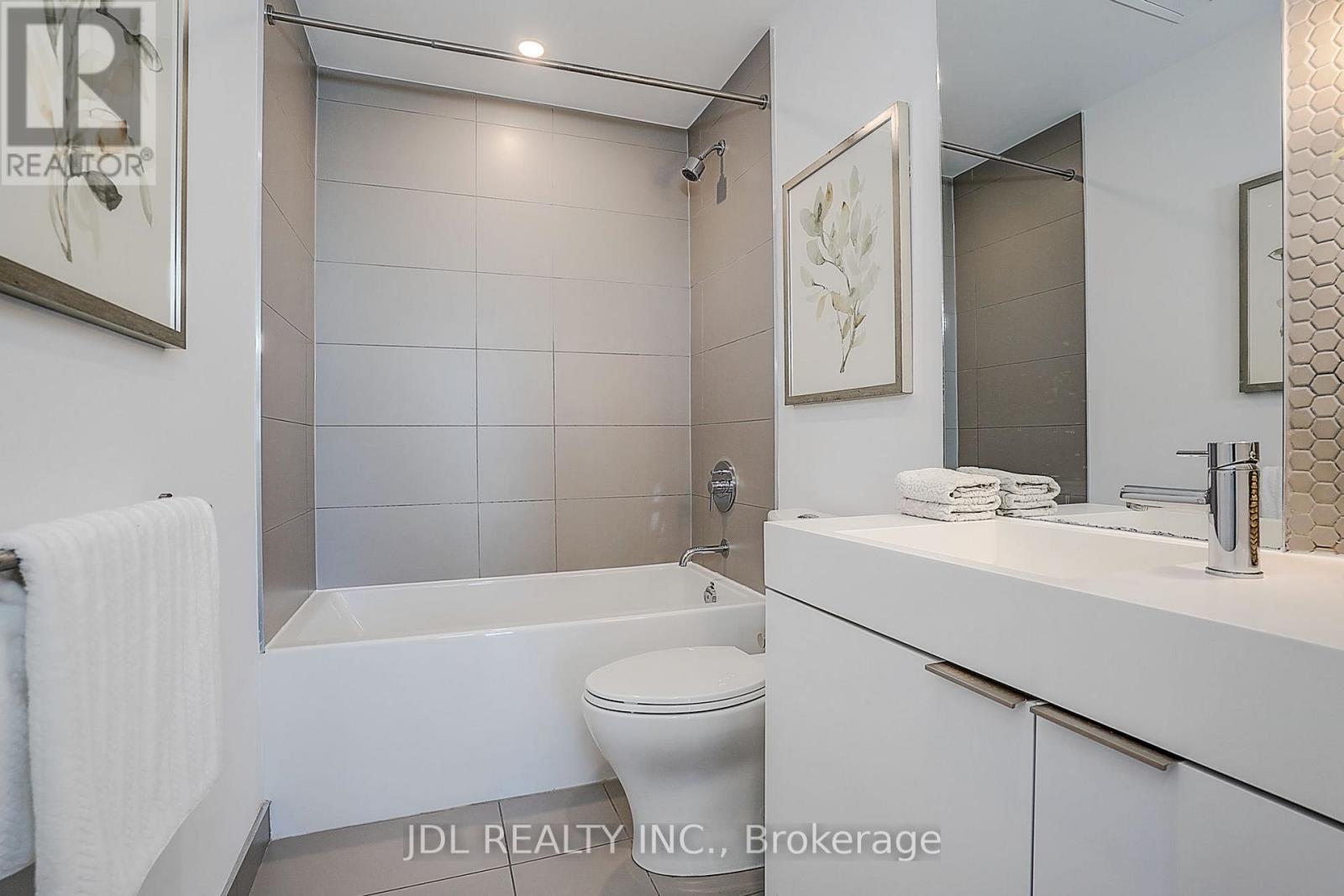 #1811 33 HELENDALE AVENUE - 27