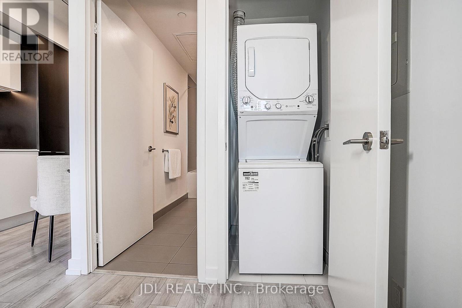 #1811 33 HELENDALE AVENUE - Image 29