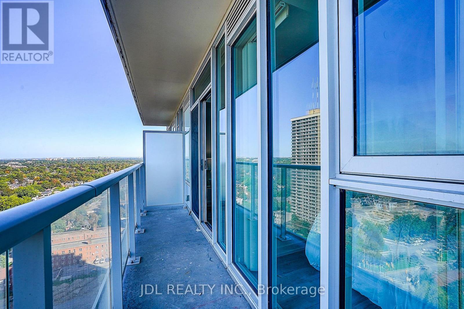 #1811 33 HELENDALE AVENUE - 34