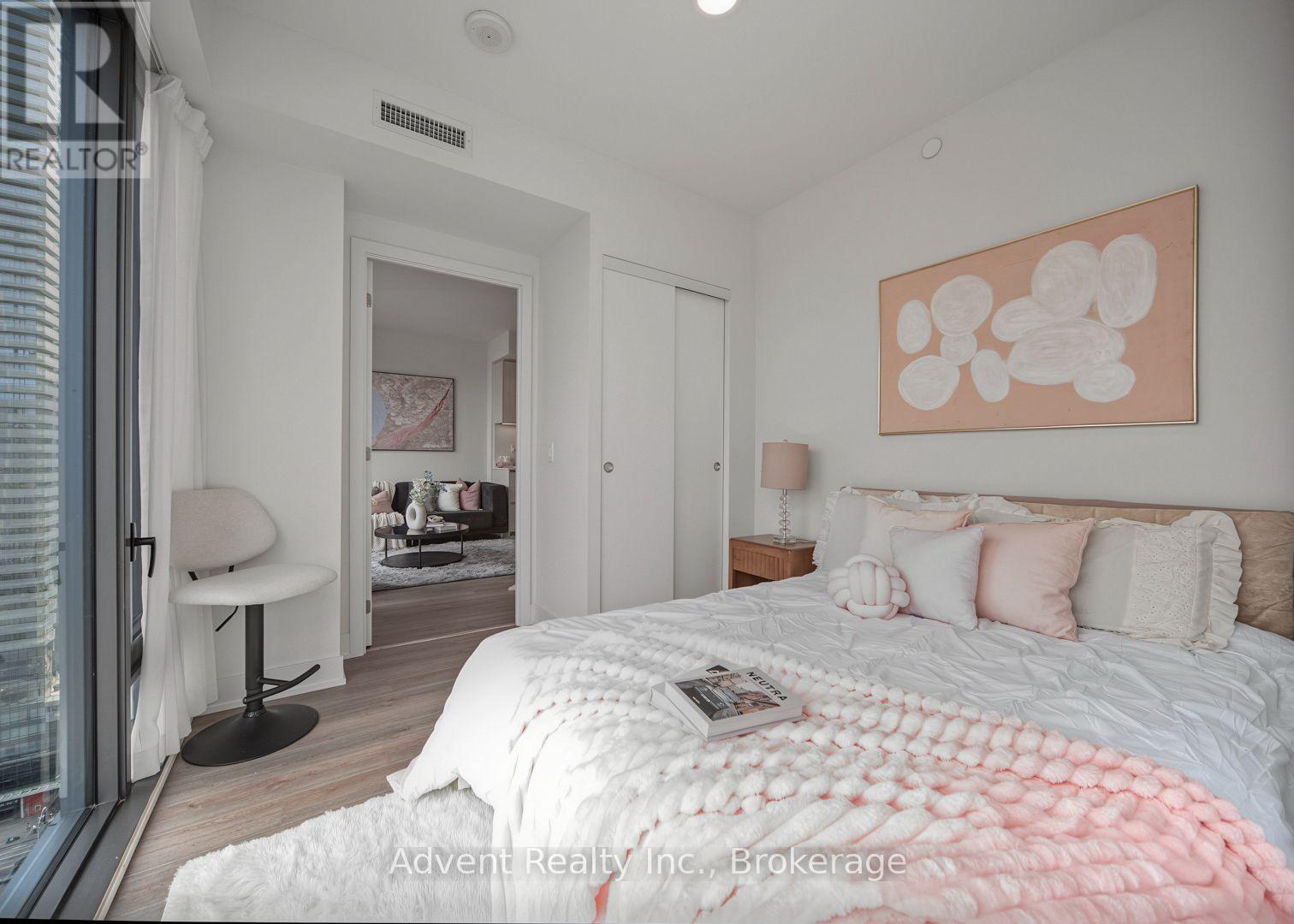 #2308 8 CUMBERLAND STREET - 28