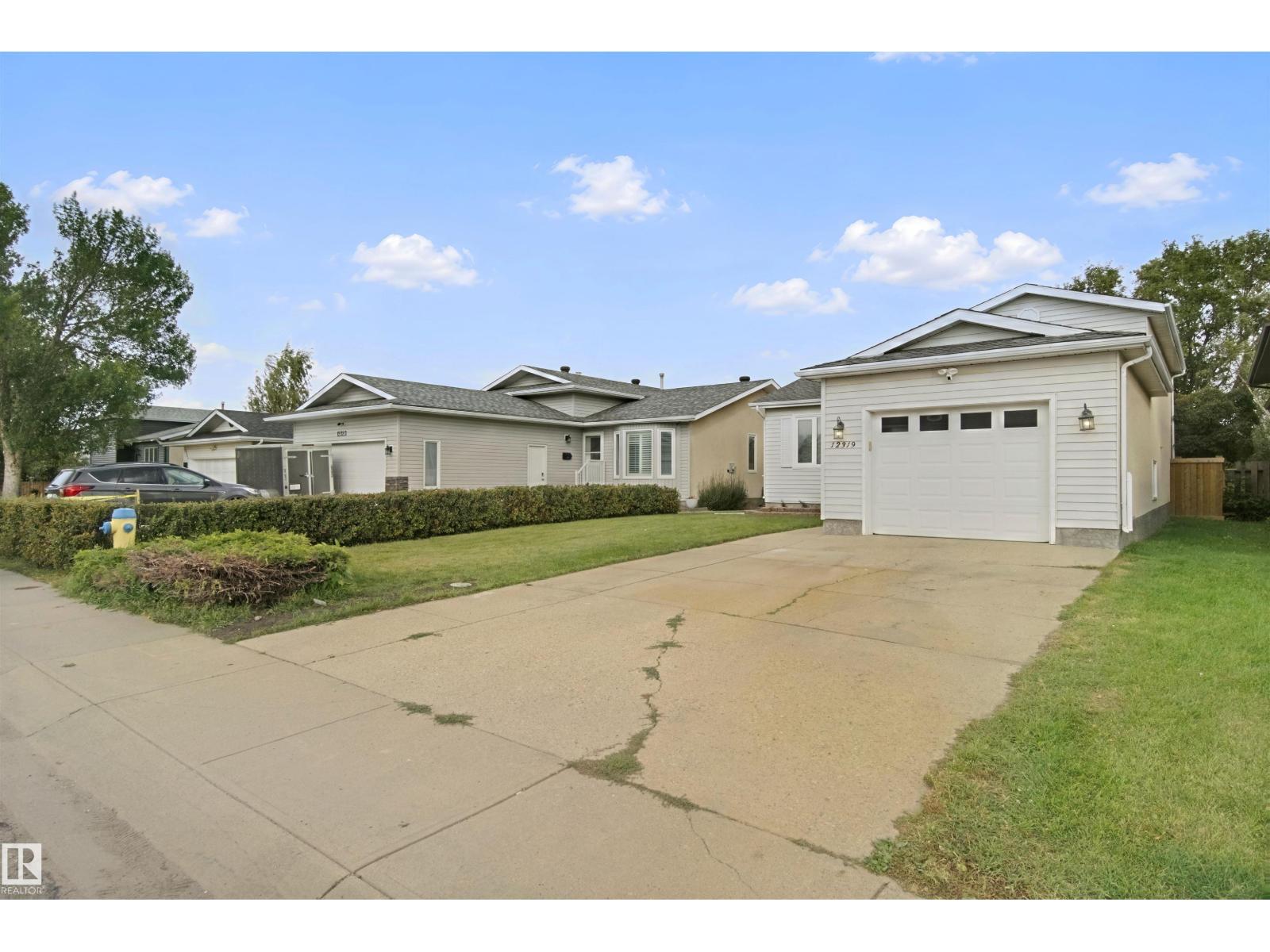 12319 47 ST NW, Bergman, Edmonton photo 2