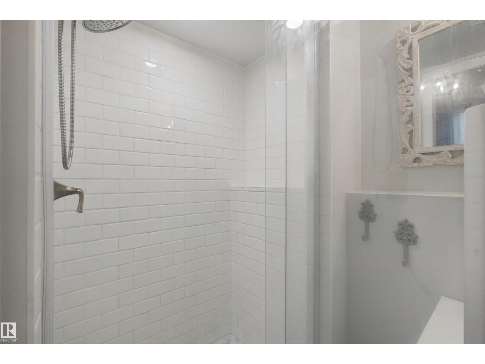 12319 47 ST NW - Image 22