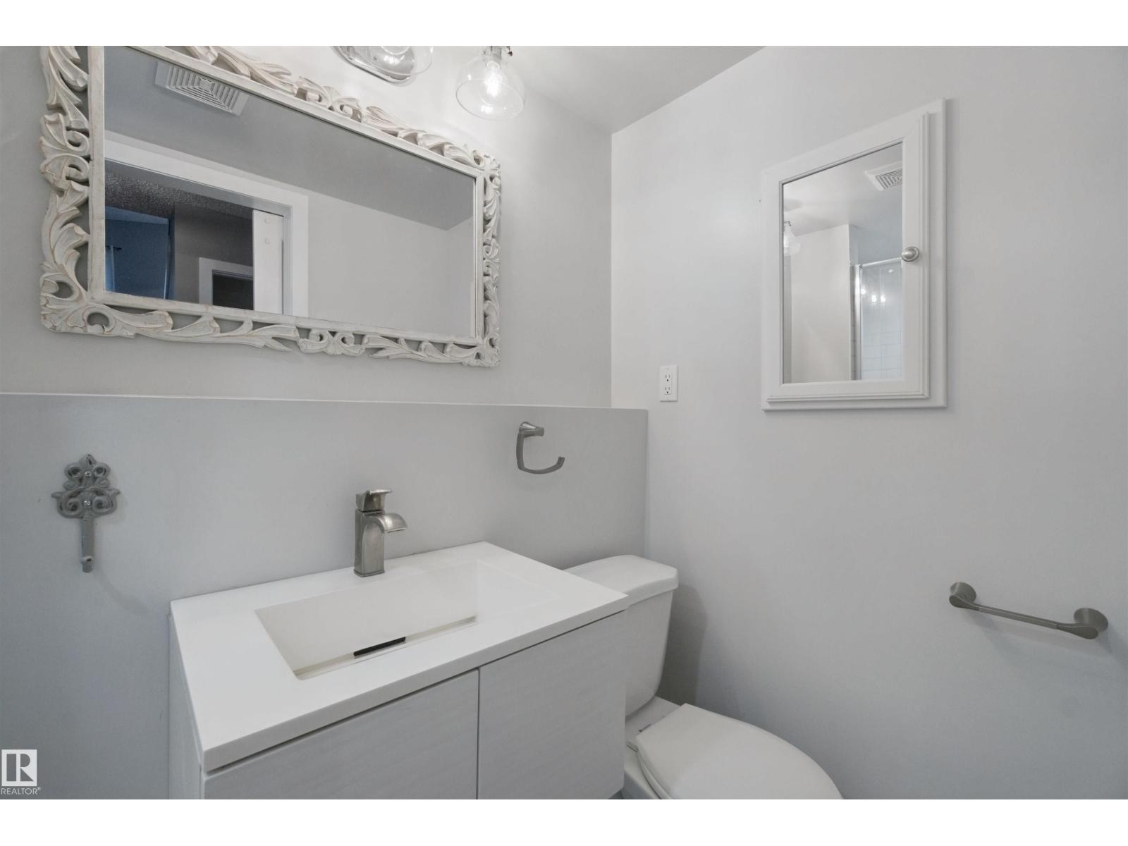 12319 47 ST NW - Image 23