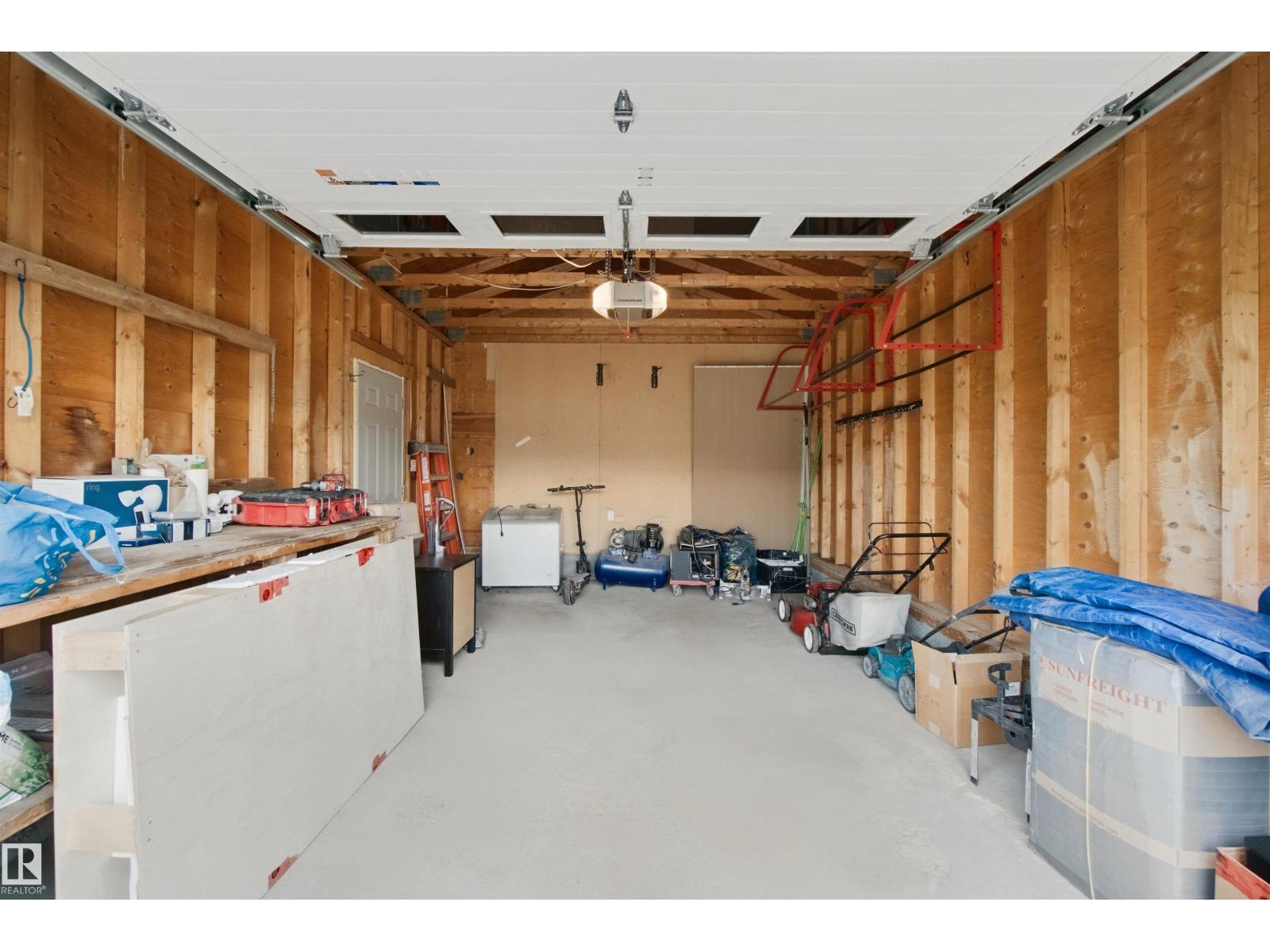 12319 47 ST NW - Image 35