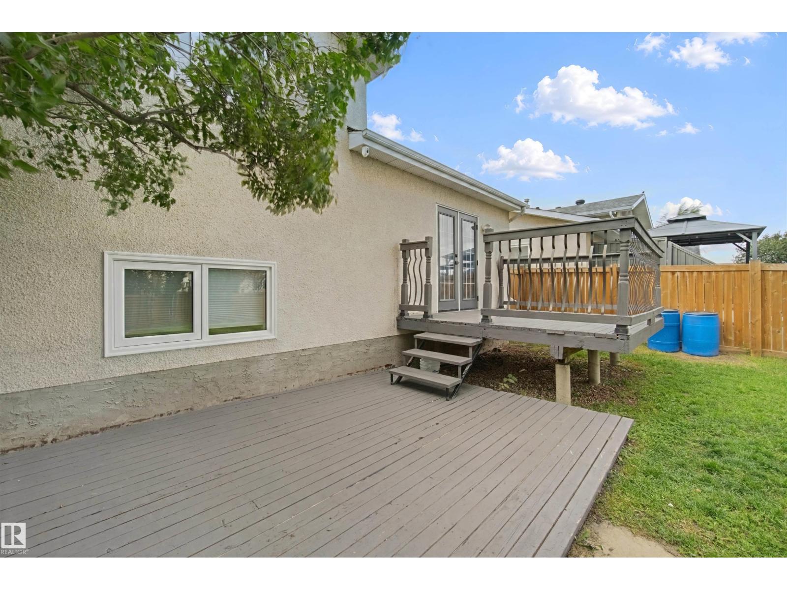 12319 47 ST NW - Image 36