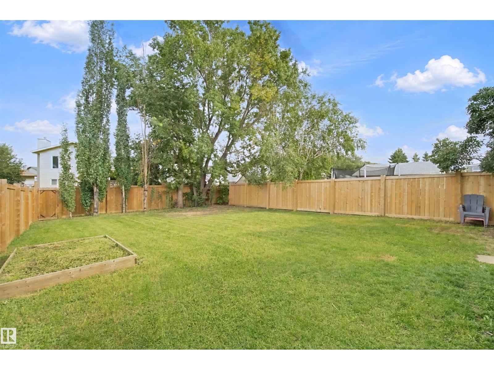 12319 47 ST NW - Image 38