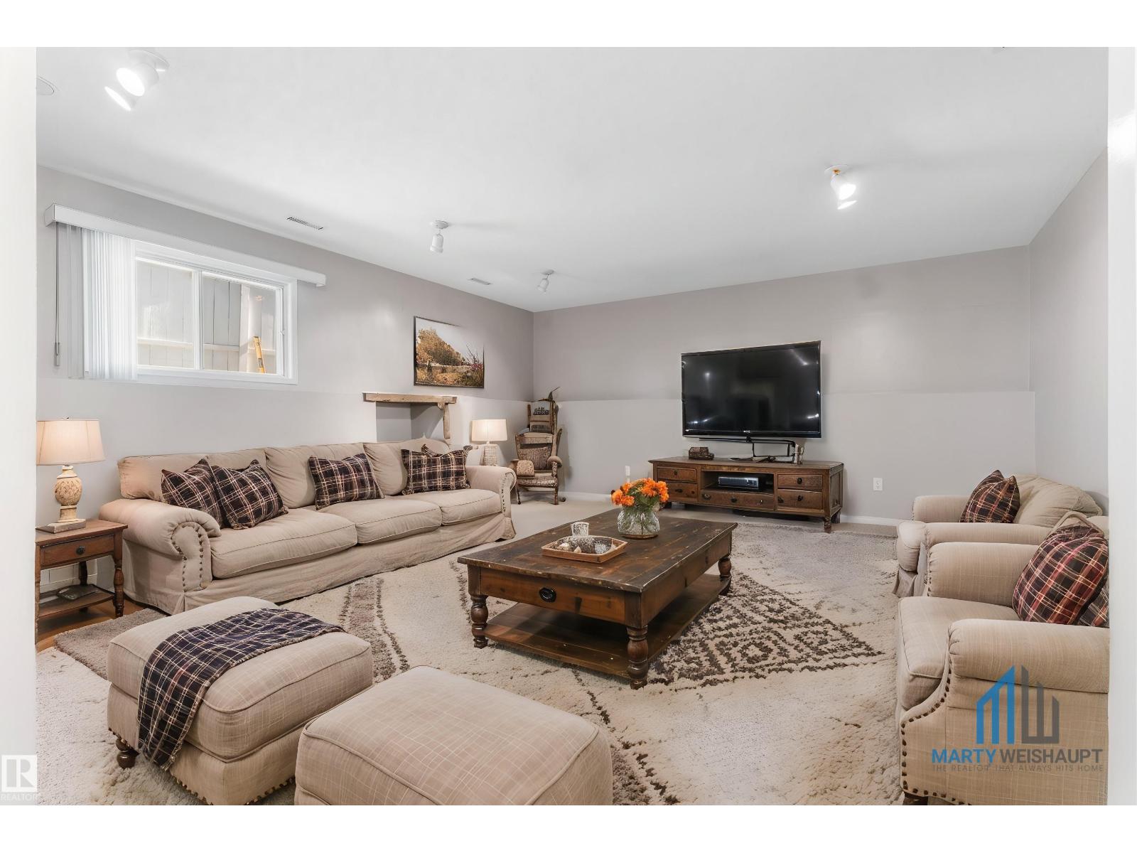 8144 190 ST NW - 41