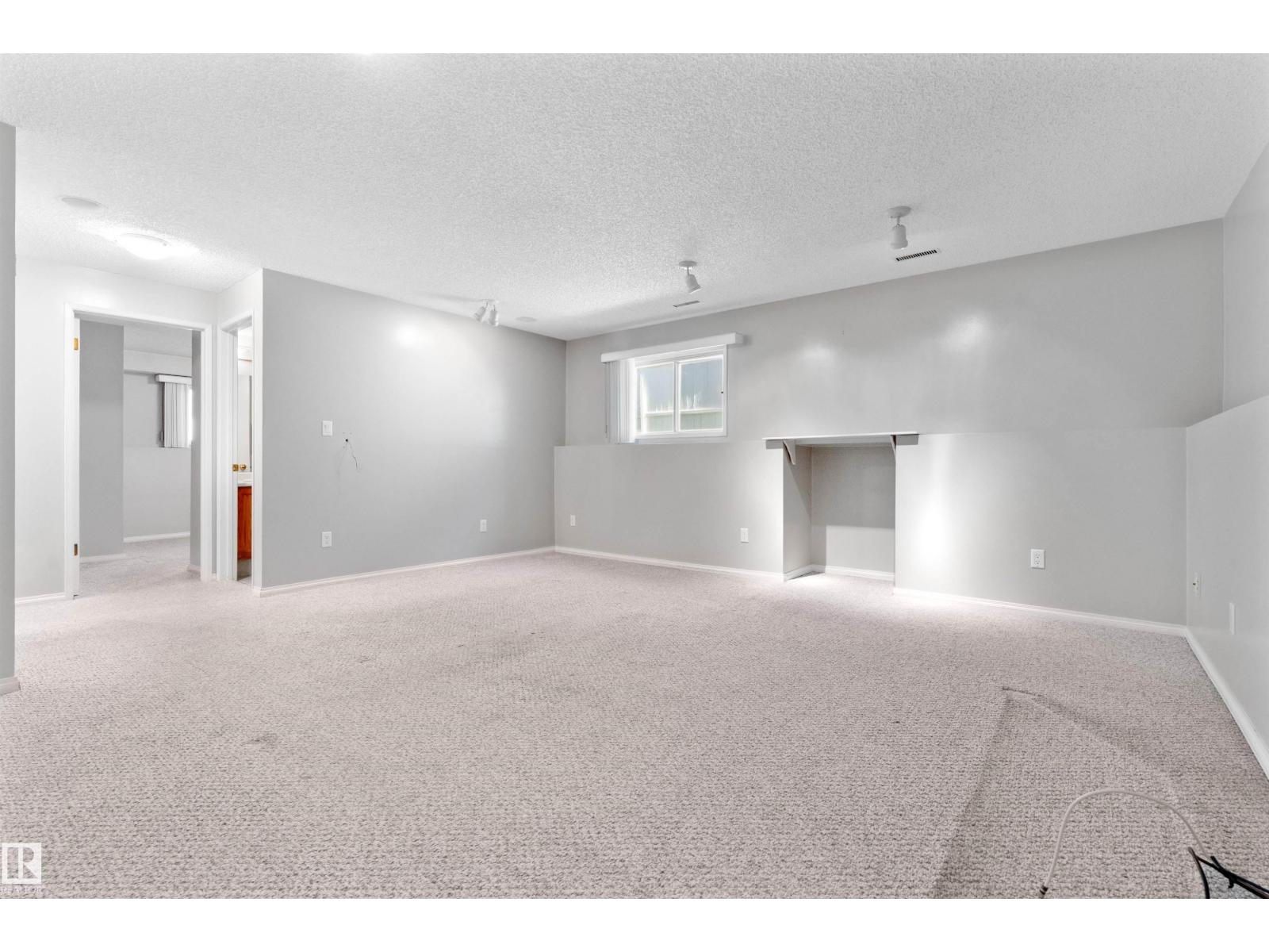 8144 190 ST NW - Image 43