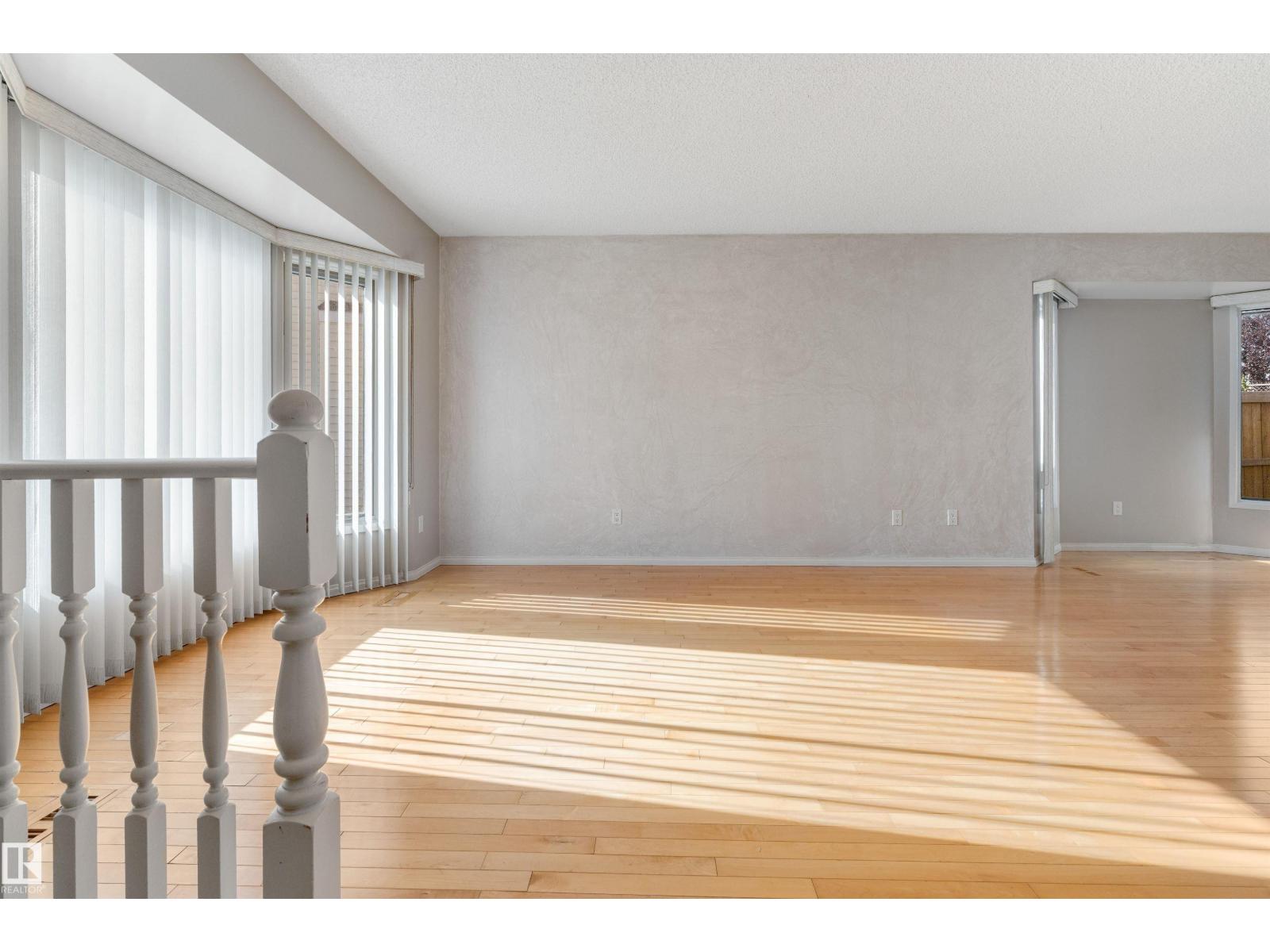8144 190 ST NW - 8