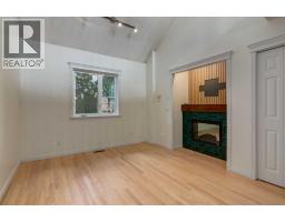 107 9 Street NW - photo 22
