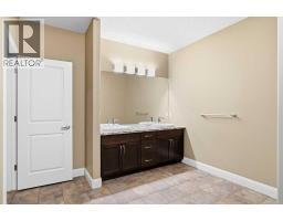 242 Cranleigh Place SE - photo 32