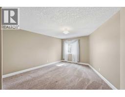242 Cranleigh Place SE - photo 22