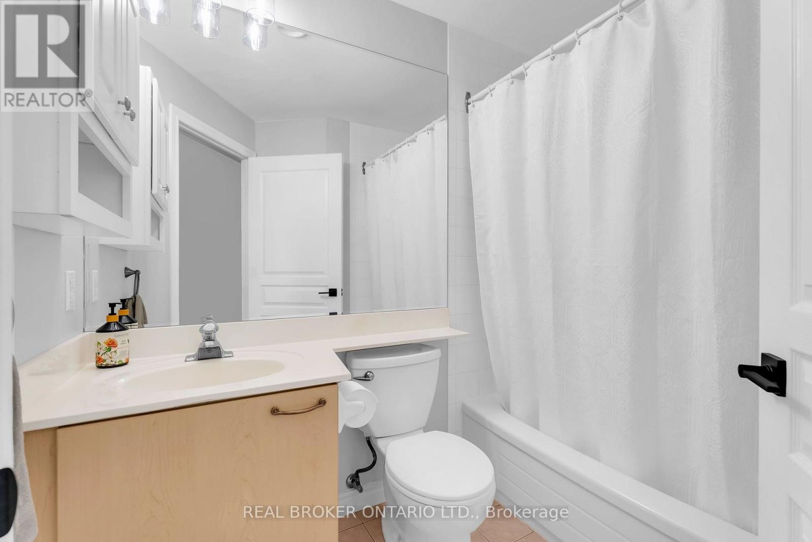#405 1 BELVEDERE COURT - 18