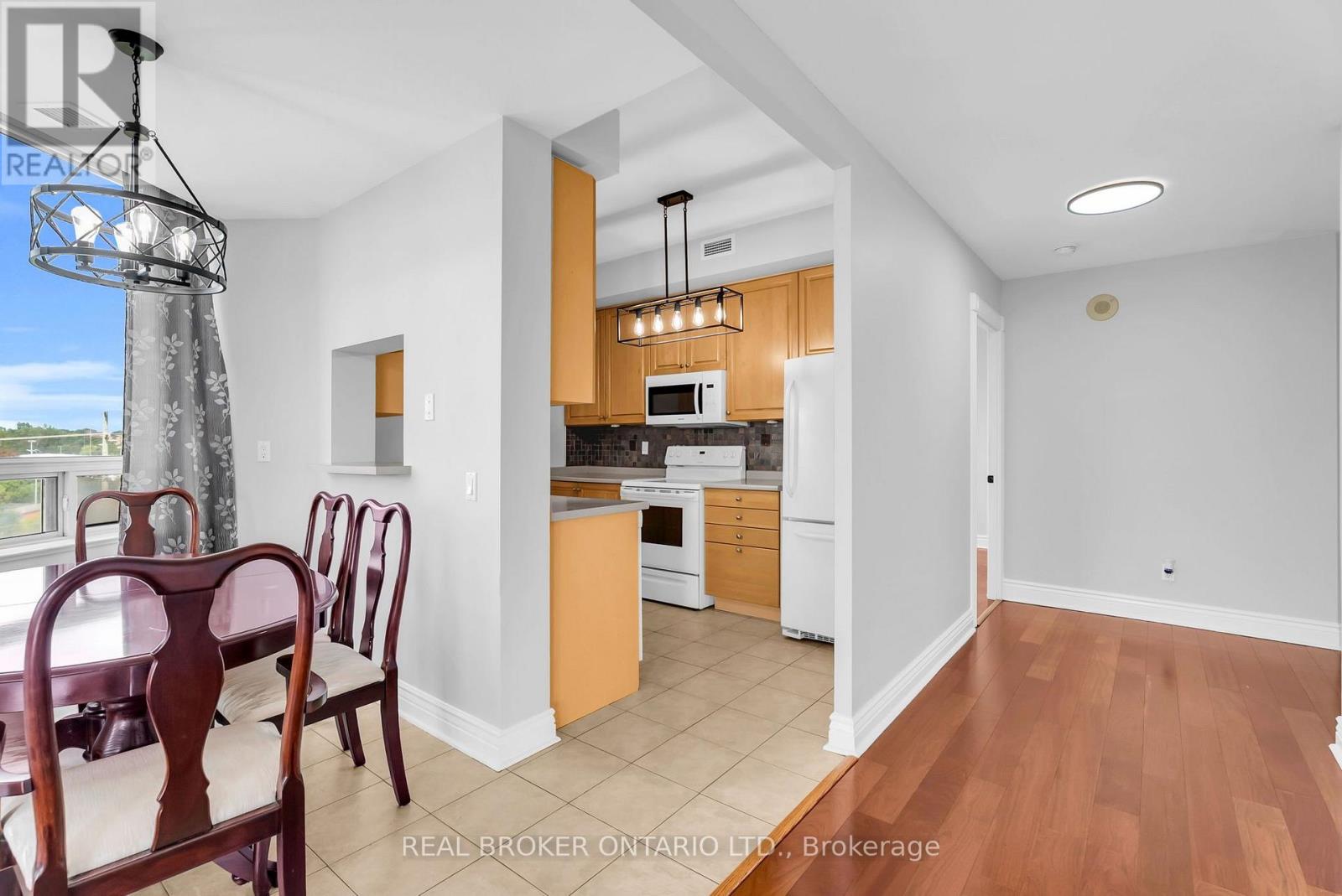 #405 1 BELVEDERE COURT - 21