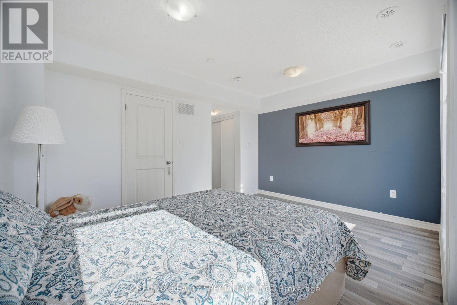 #7 2232 BROMSGROVE ROAD - 26