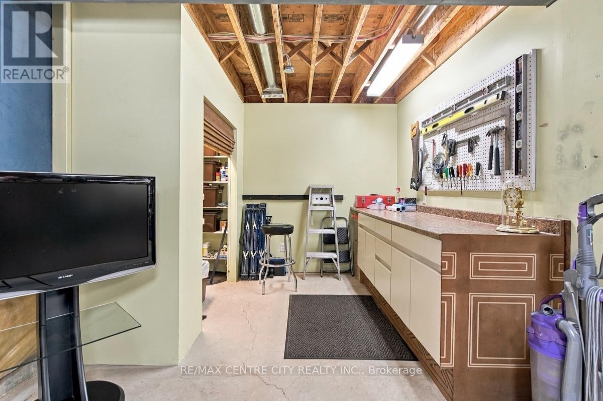68 WILLOW RIDGE ROAD - 35