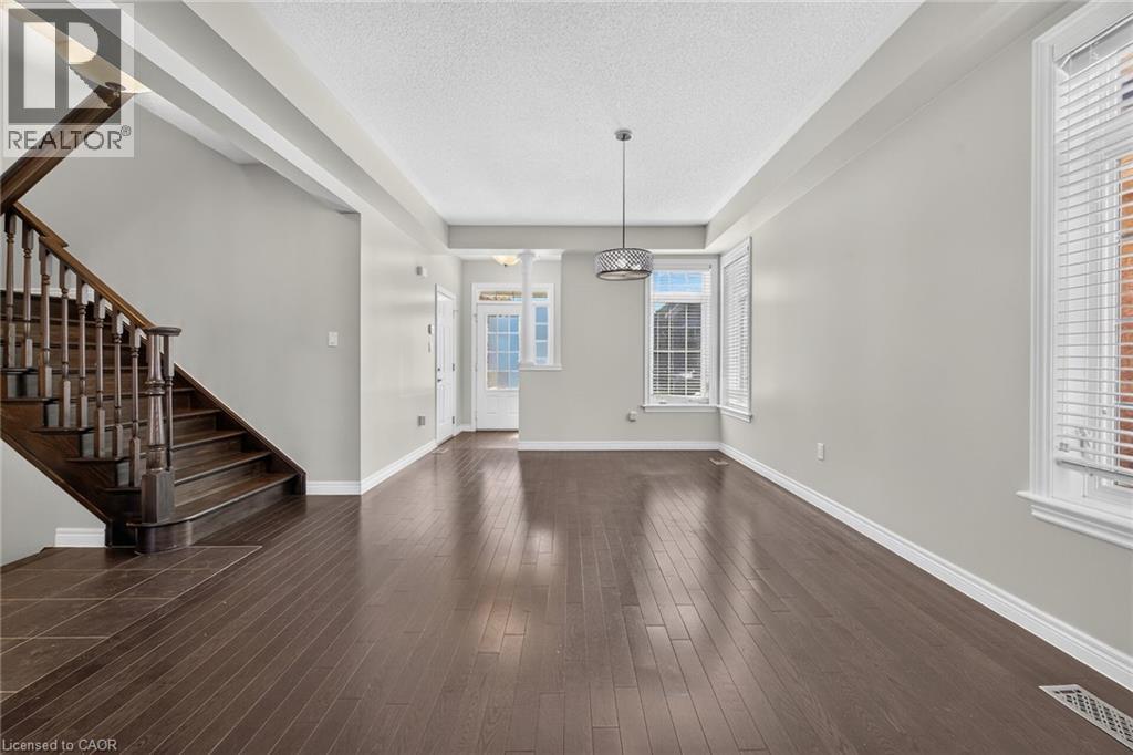 44 MATTEO Trail, Hamilton — photo 9