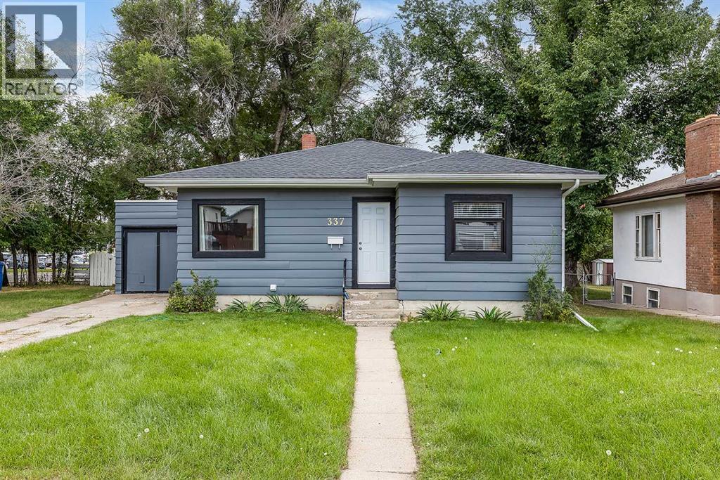 Property for sale at 337 4 Street SW