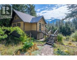 9291 Emerald Drive, Whistler, BC V8E0G5 Photo 35