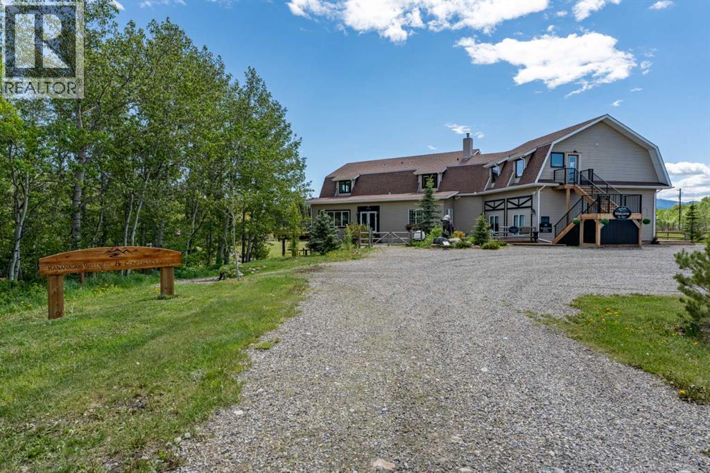 288139 658 Avenue W, Rural Foothills County — photo 5