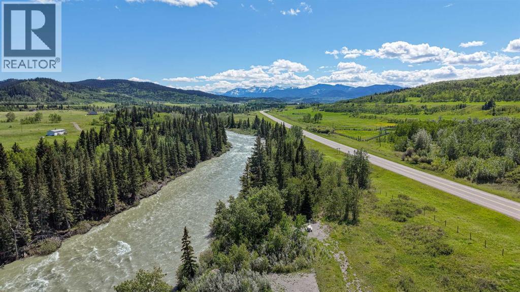288139 658 Avenue W, Rural Foothills County — photo 2