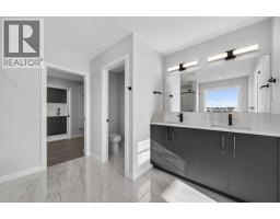 709 Dawson Common, Chestermere, AB T1X1Z7 Photo 24