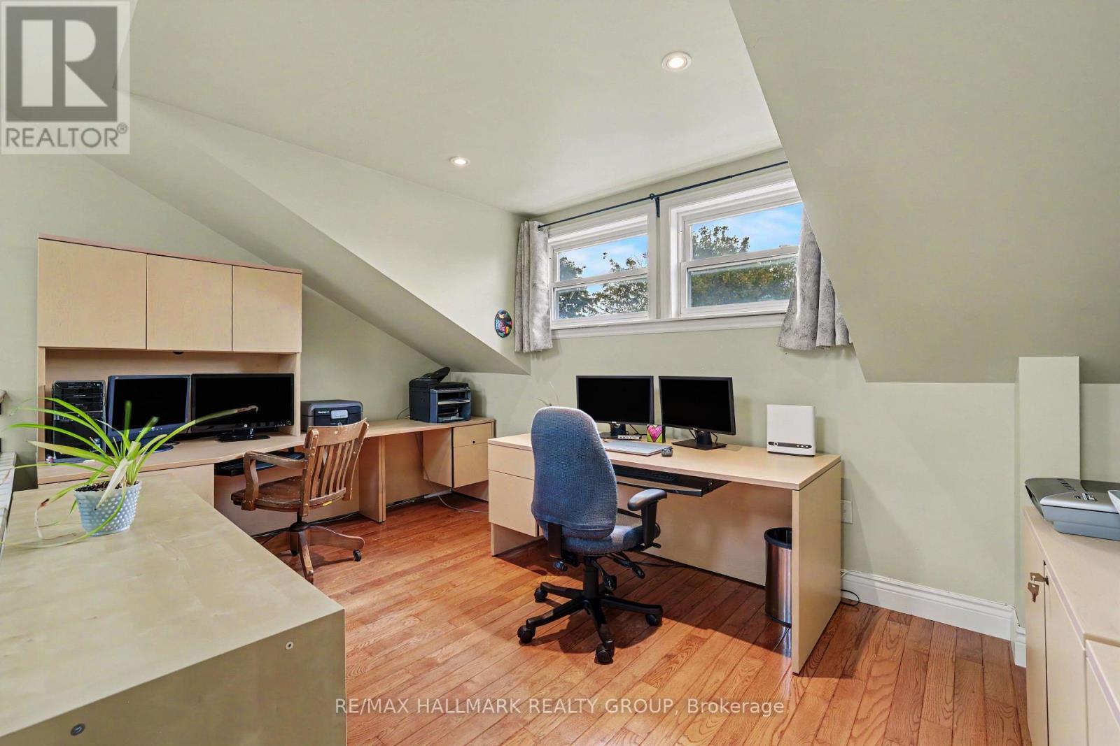 116 HAMILTON AVENUE N - Image 20
