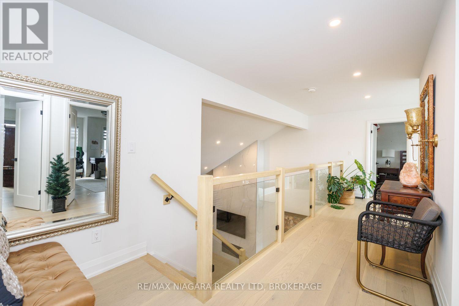 3603 CANFIELD CRESCENT - 24