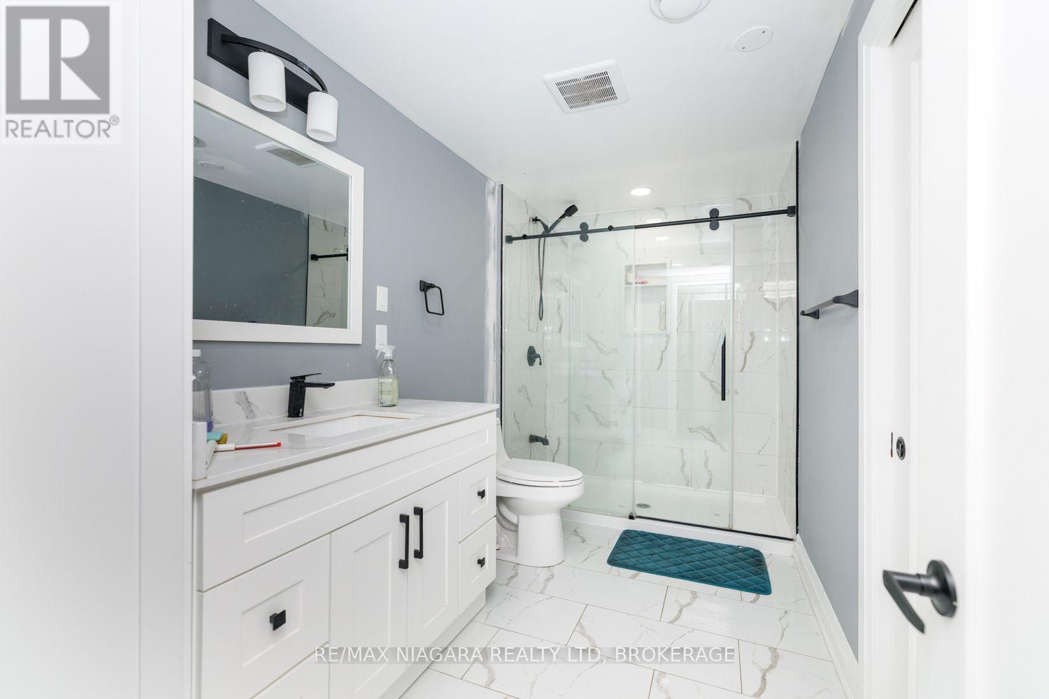 3603 CANFIELD CRESCENT - 39