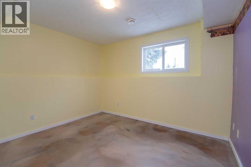 Listing photo – 3402 3 Township Road 392, Rural Lacombe County