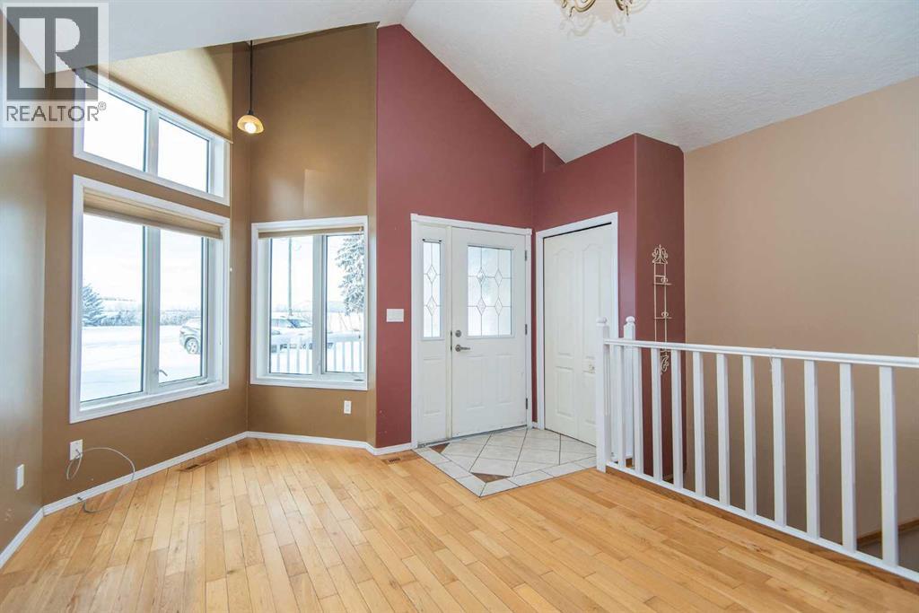 Listing photo – 3402 3 Township Road 392, Rural Lacombe County