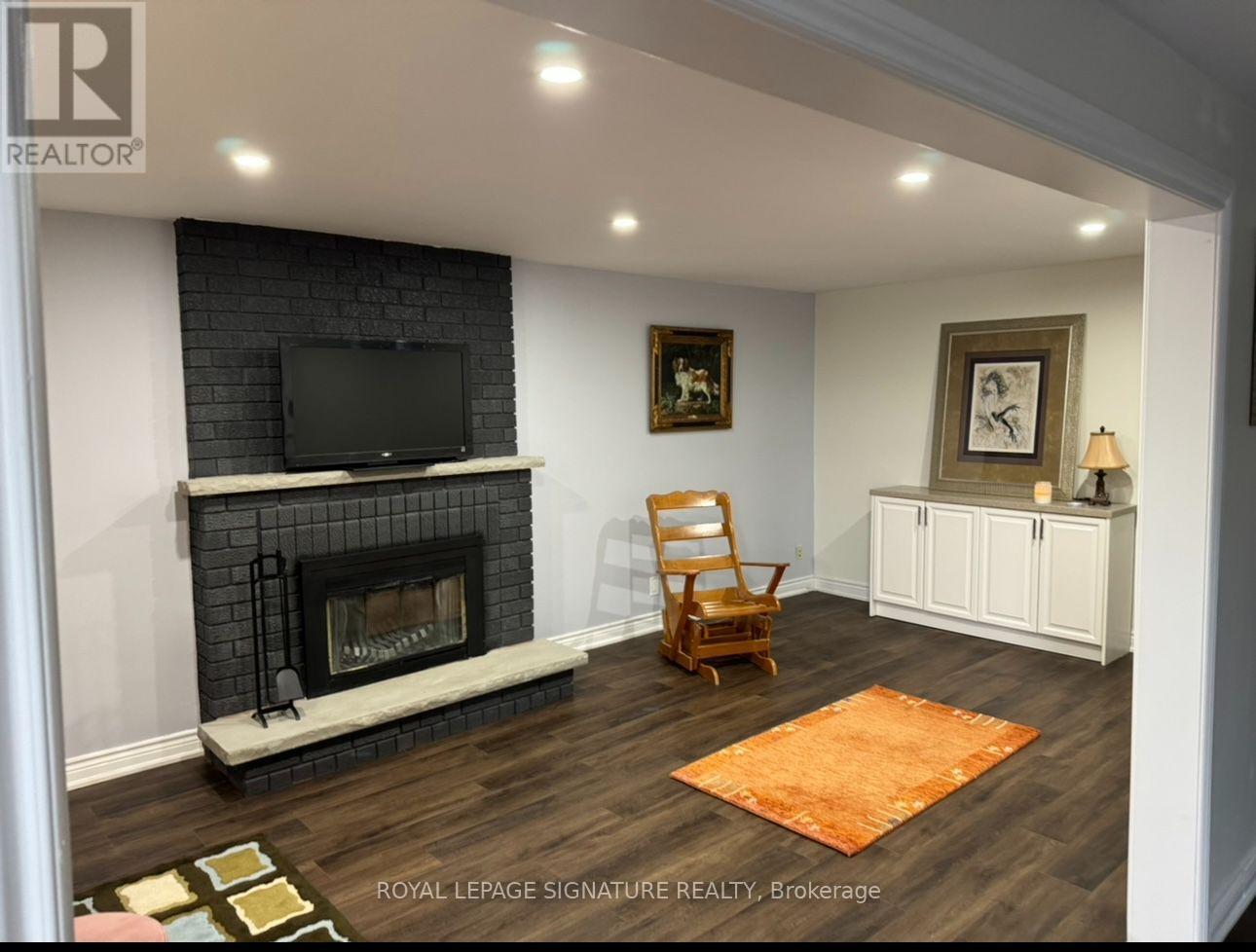 1813 SPRUCE HILL ROAD - 9