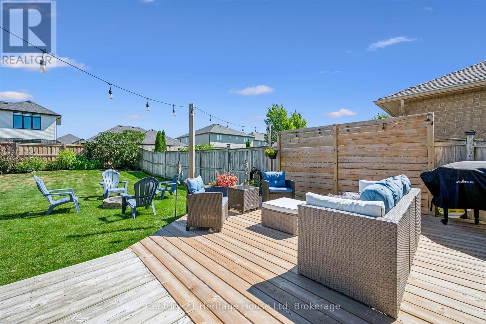 117 SCHMIDT DRIVE - Image 39