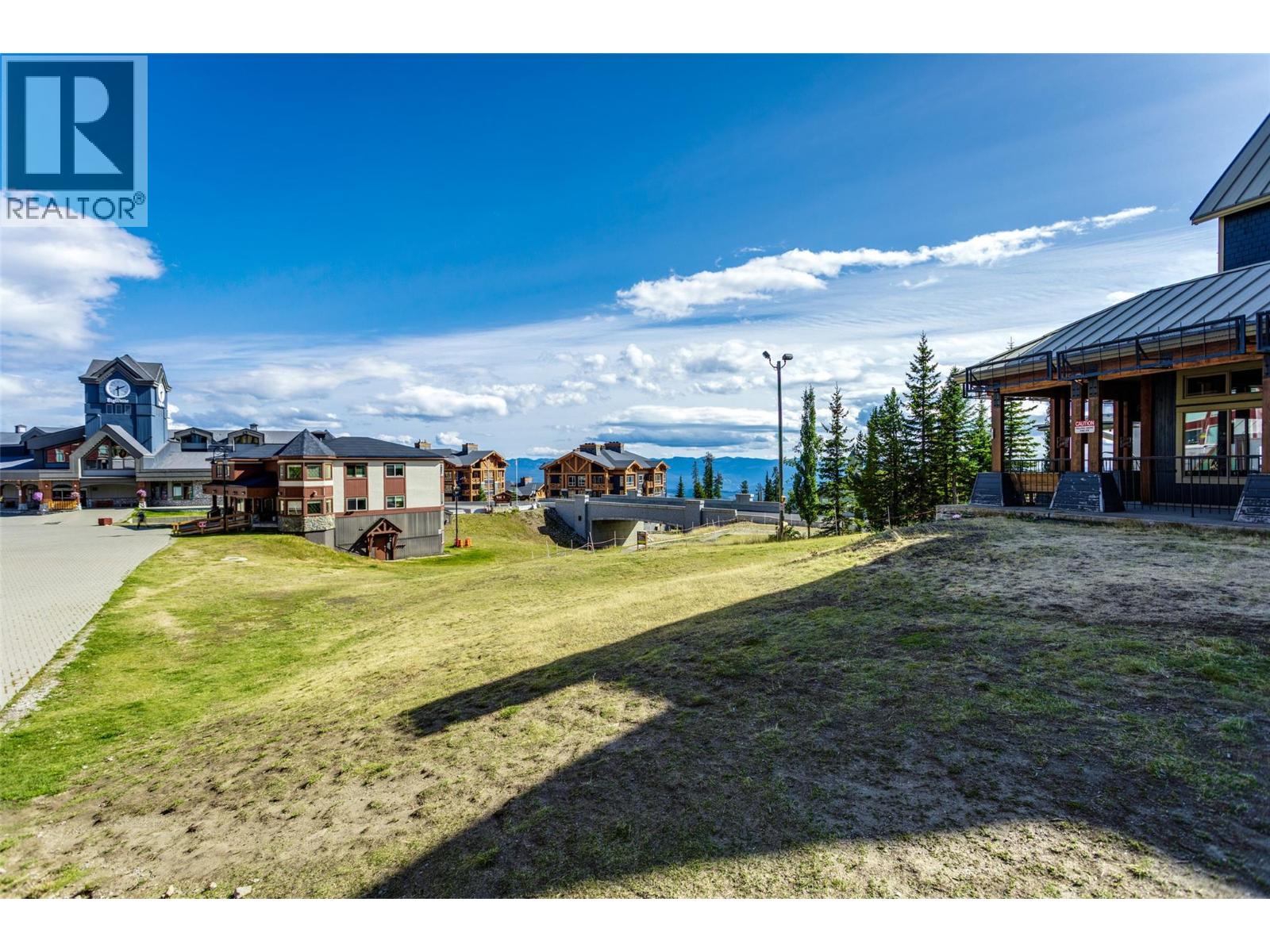 #209 5335 Big White Road - 32