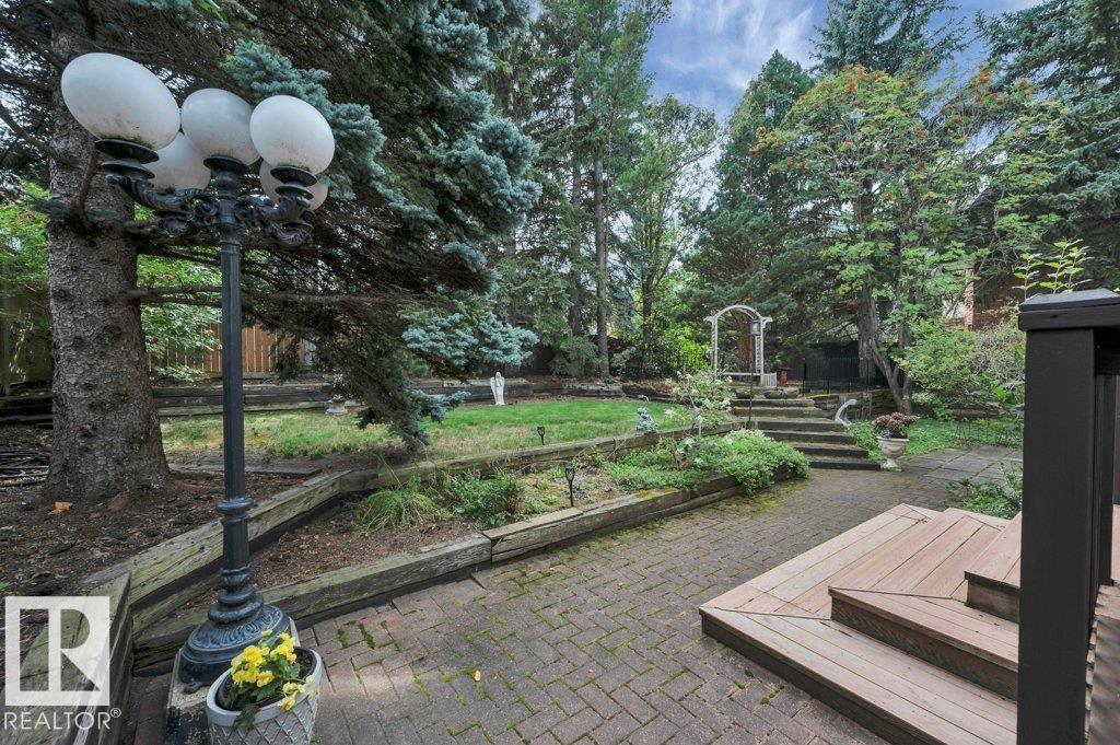 712 ROMANIUK RD NW - 48