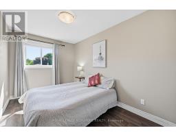 1333 Woodvale Place, Burlington, ON L7M1R2 Photo 18