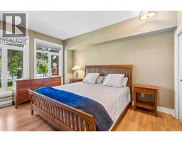 7101, 400 Eau Claire Avenue SW - photo 17