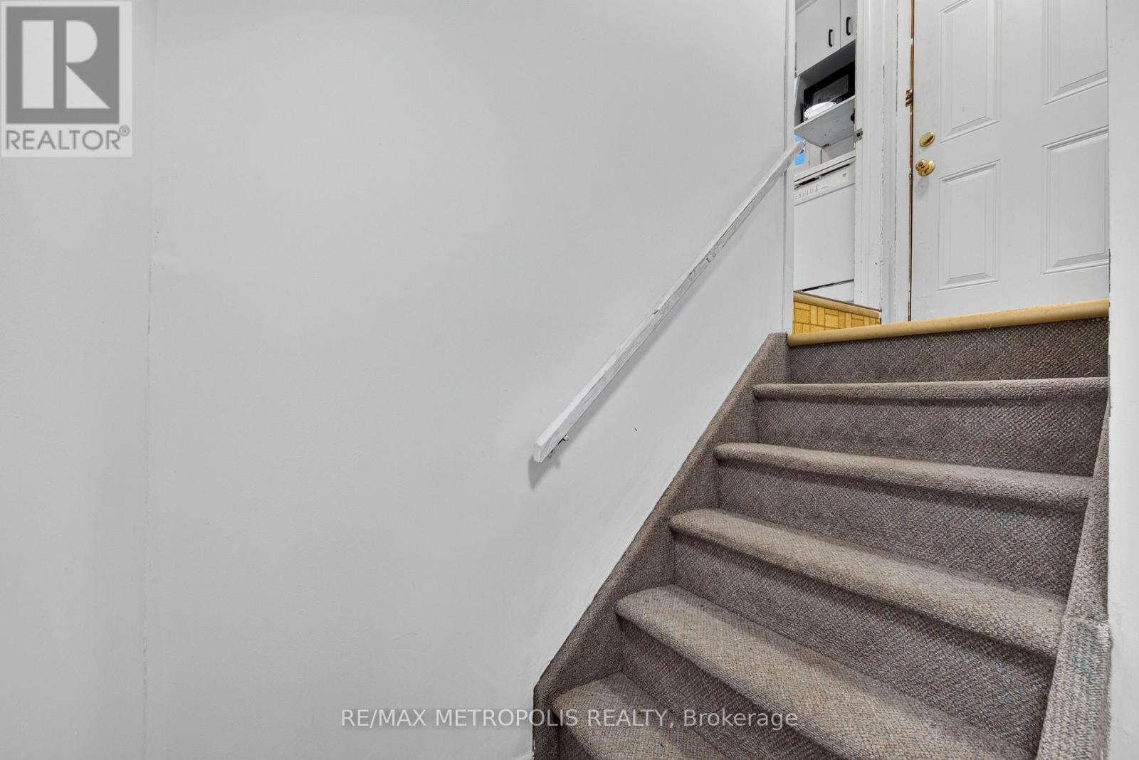 338 MILLBANK DRIVE - Image 30