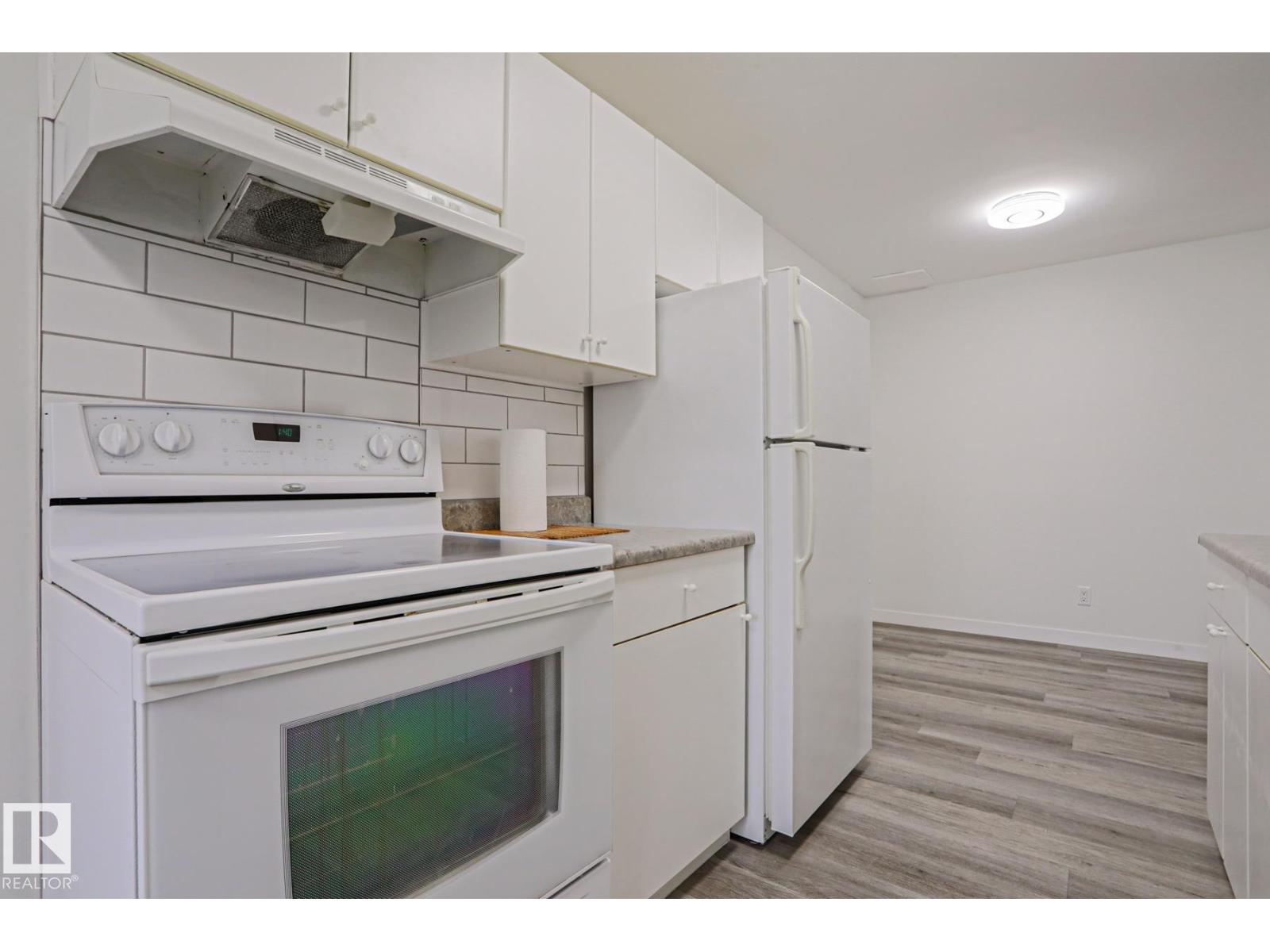 238 PRIMROSE GARDENS GD NW - 5