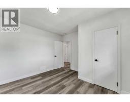 1005 Bullivant Crescent Sw, Medicine Hat, AB T1A5G7 Photo 17