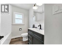 1005 Bullivant Crescent Sw, Medicine Hat, AB T1A5G7 Photo 18