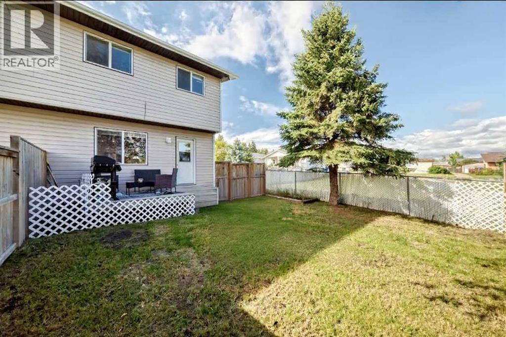 25 Lakeview Close - 27