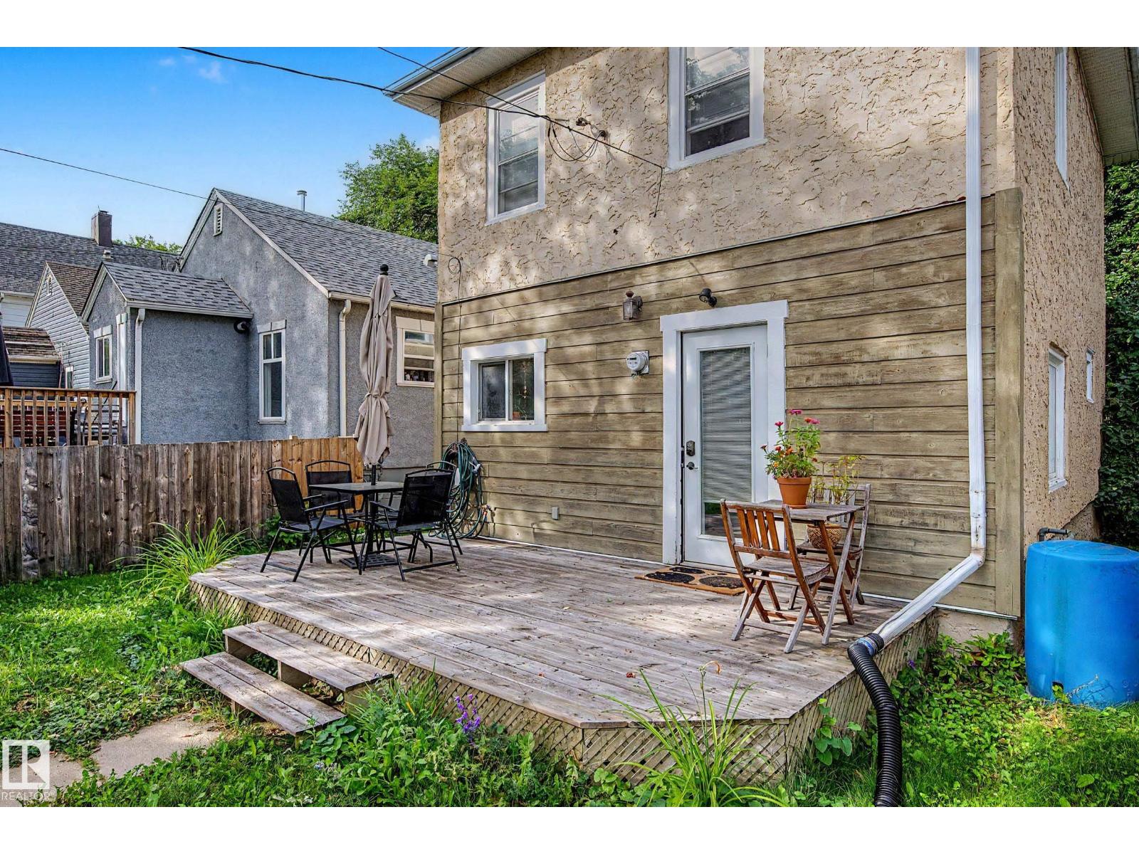 11247 88 ST NW - 31