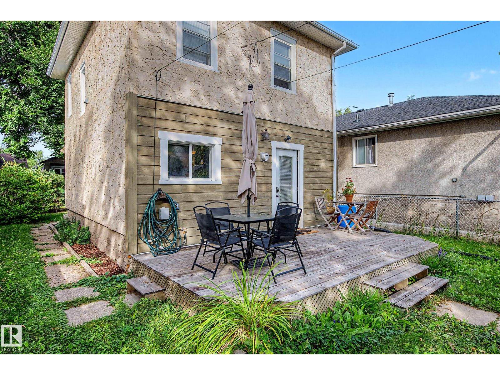 11247 88 ST NW - 36