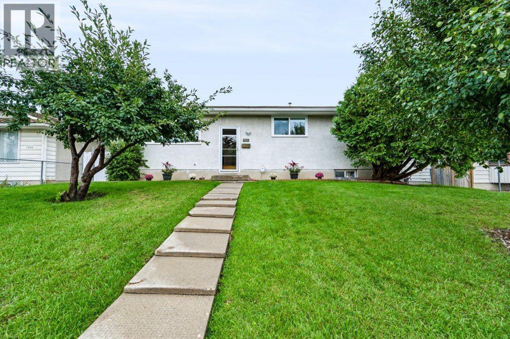 1012 Raynard Crescent SE, Calgary, Alberta, T2A1X9