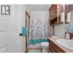 62 Coalbanks Gate W, Lethbridge, AB T1J2A1 Photo 27