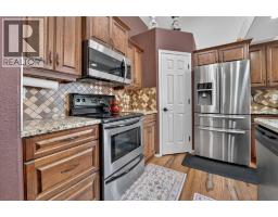 62 Coalbanks Gate W, Lethbridge, AB T1J2A1 Photo 17