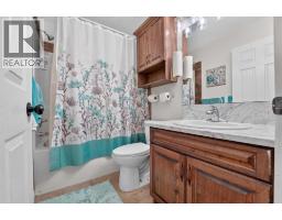 62 Coalbanks Gate W, Lethbridge, AB T1J2A1 Photo 28