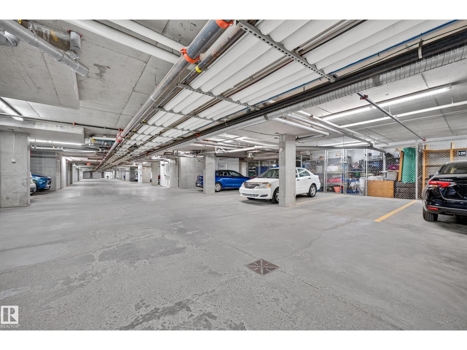 #420 9820 165 ST NW - 36