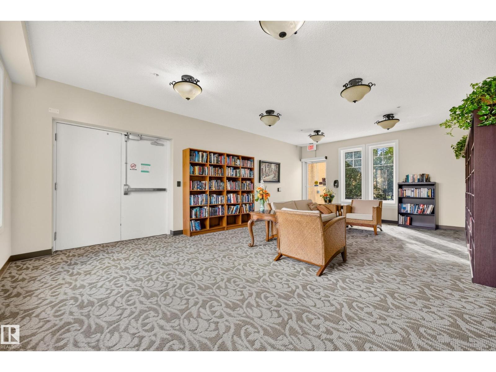 #420 9820 165 ST NW - 47